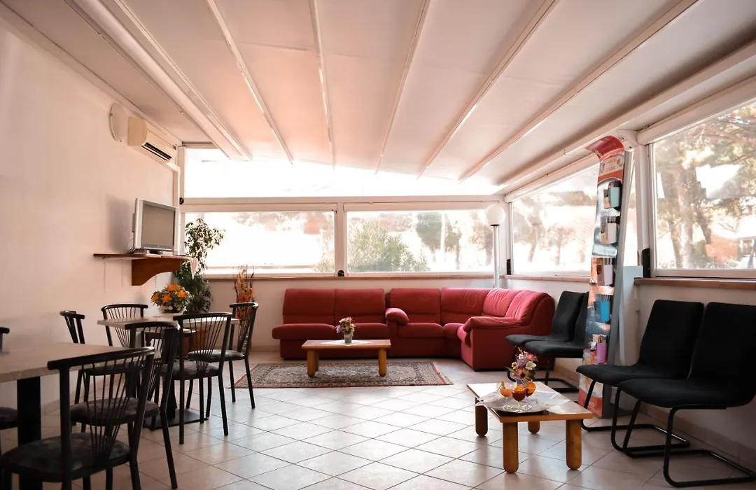 Hotel Zeus-1